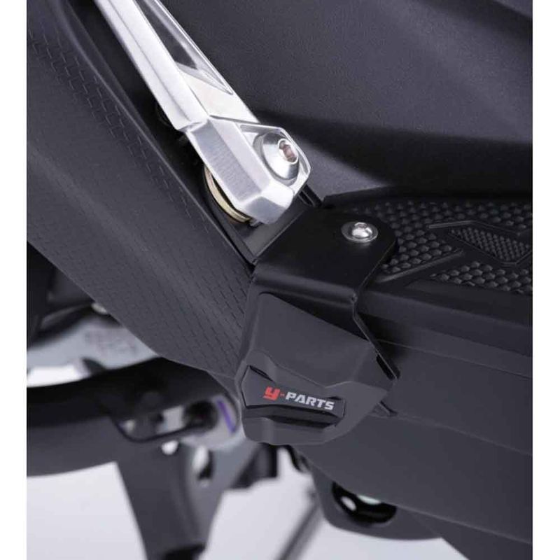 SLIDER-OVER-NEGRO-TRASERO-YAMAHA-BWS-FI