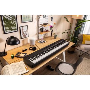 COMBO PIANO DIGITAL YAMAHA P-145 CON ADAPTADOR + SOPORTE DOBLE "X"